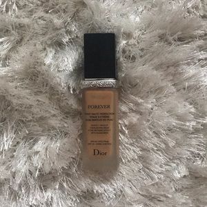 Diorskin Forever Perfect Foundation Broad Spectrum